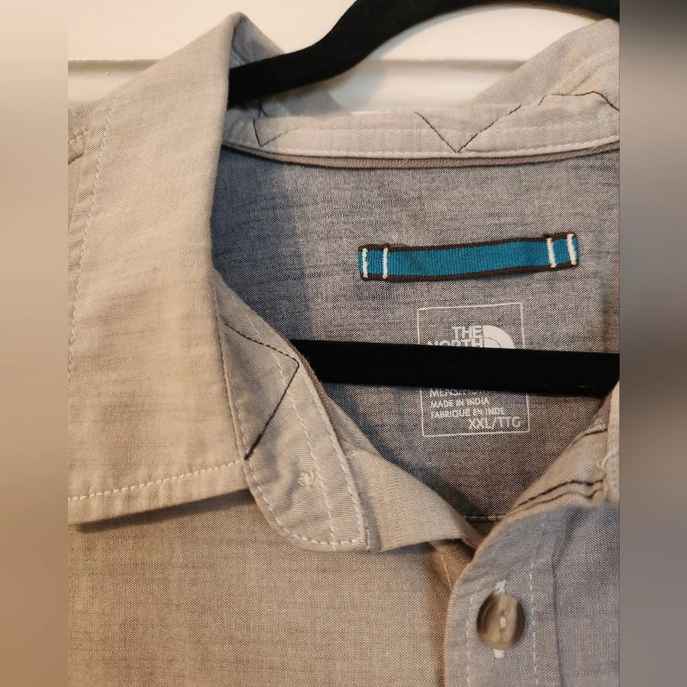 The North Face Men's Outdoor Shirt, Gray, Button Down, Hiking, Gorpcore XXL EUC